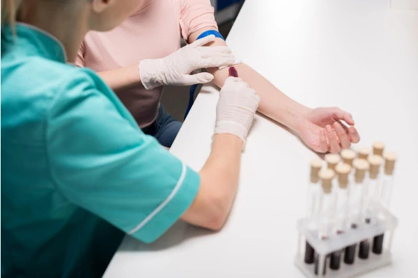 Pobieranie krwi przed morfologią na czczo