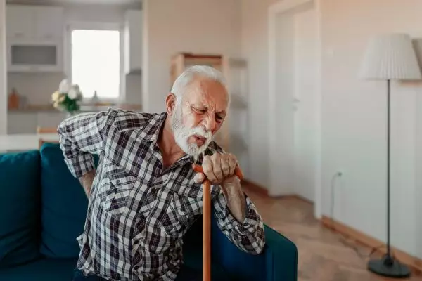 jak objawia się reumatyzm